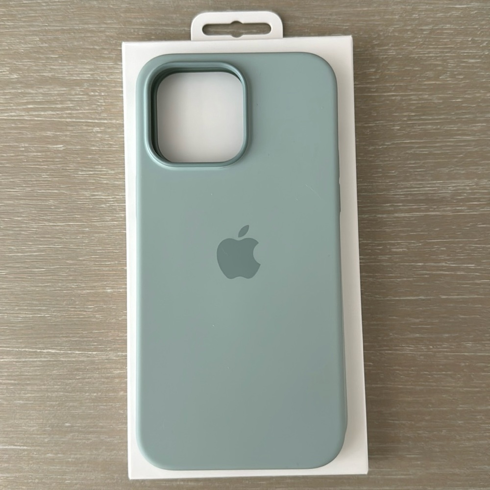 Apple iPhone 14 Pro Max Silicone Case